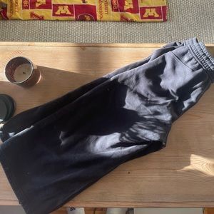 Lululemon High waisted Cropped Sweatpants